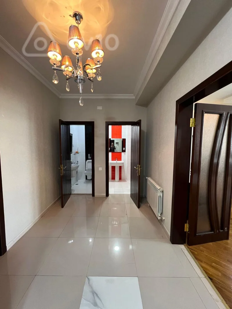 2 otaqlı mənzil, 80 m², Bakı, Xan Şuşinski küç., 61. — kirayə — Mənzil, Bakı (3)