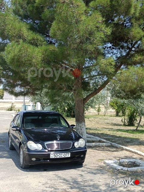 Mercedes C 200, 2.0 L, 2001 il, 300 000 km — Bakı