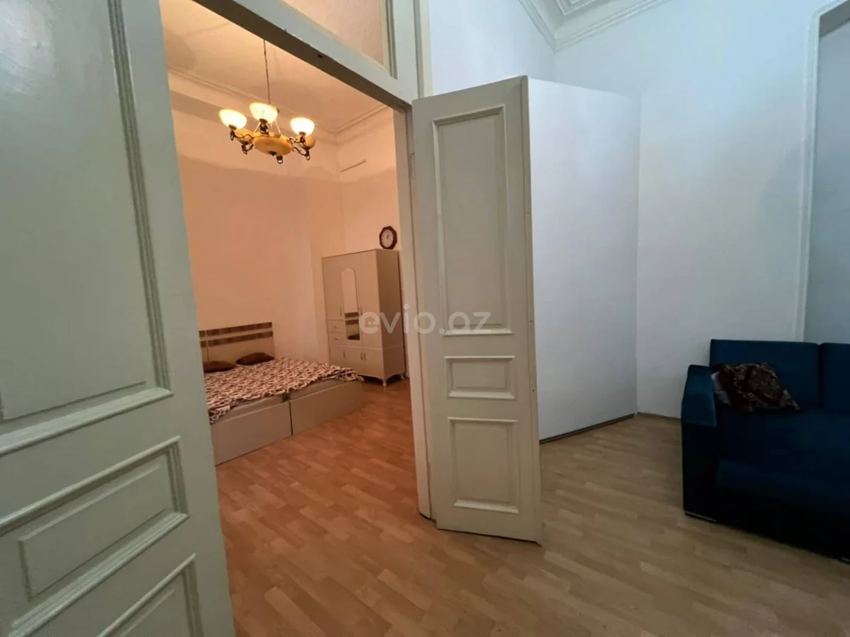 Kirayə 2 otaqlı mənzil Sahil metrosu yaxınlığında — Mənzil, Bakı (10)