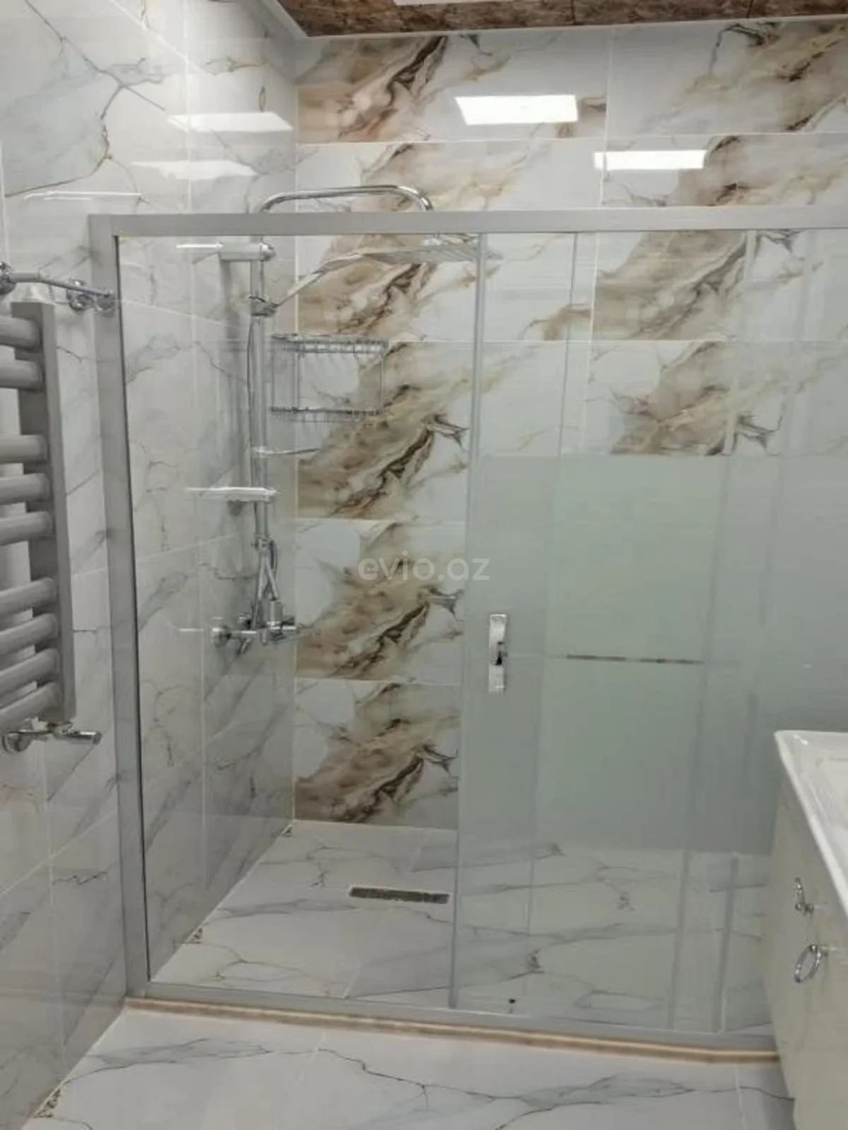Kirayə 2 otaqlı mənzil Neftçilər metrosu yaxınlığında — Mənzil, Bakı (6)