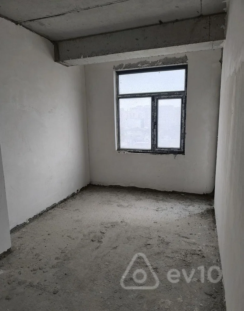 4 otaqlı mənzil, 129 m², İnsaatcilar metro — Mənzil, Bakı (2)