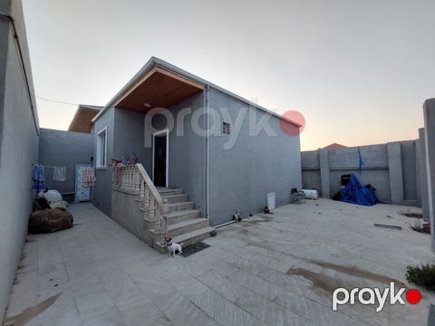 Satılır 2 otaqlı həyət evi/bağ evi 80 m² — Bakı