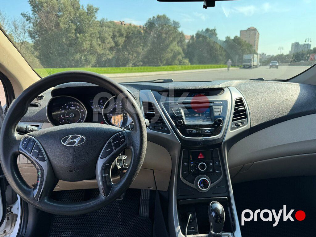 Hyundai Elantra, 1.8 L, 2015 il, 315 431 km — Avtomobillər, Bakı (11)