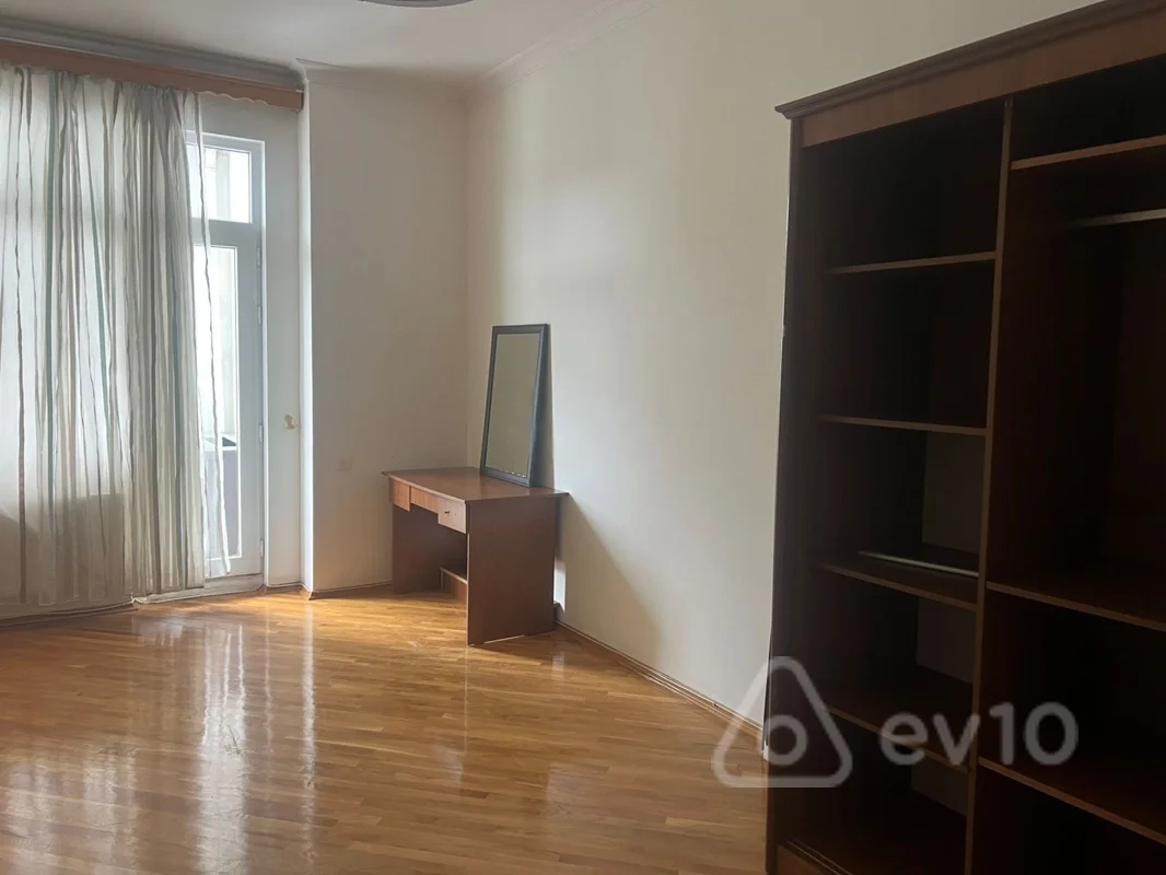4 otaqlı mənzil, 210 m², Səməd Vurğun küçəsi — Mənzil, Bakı (11)