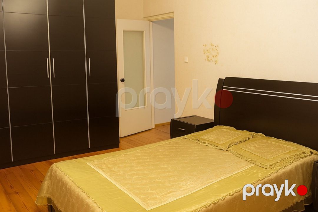 İcarəyə verilir 4 otaqlı köhnə tikili 120 m² — Mənzil, Bakı (7)