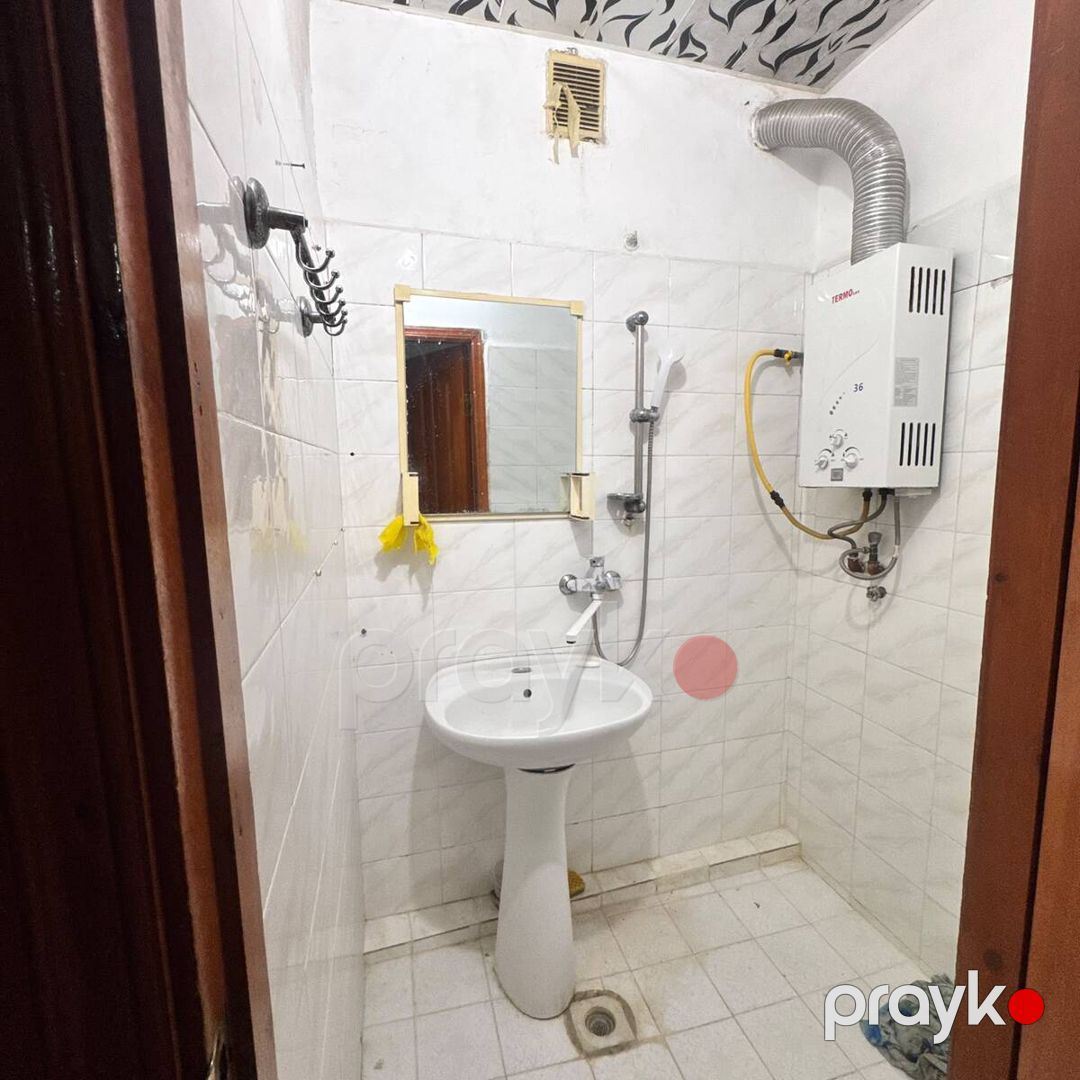 İcarəyə verilir 2 otaqlı köhnə tikili 60 m² — Mənzil, Bakı (5)
