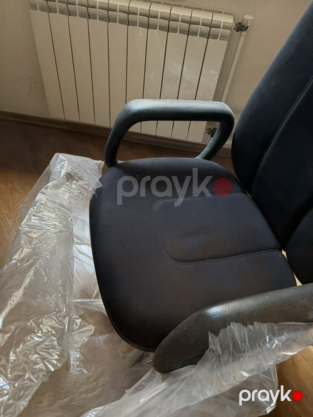 Erqonomik ofis kreslosu - Yüksək arxa dayaqlı, bel zonasını — Ofis mebeli, Bakı (2)