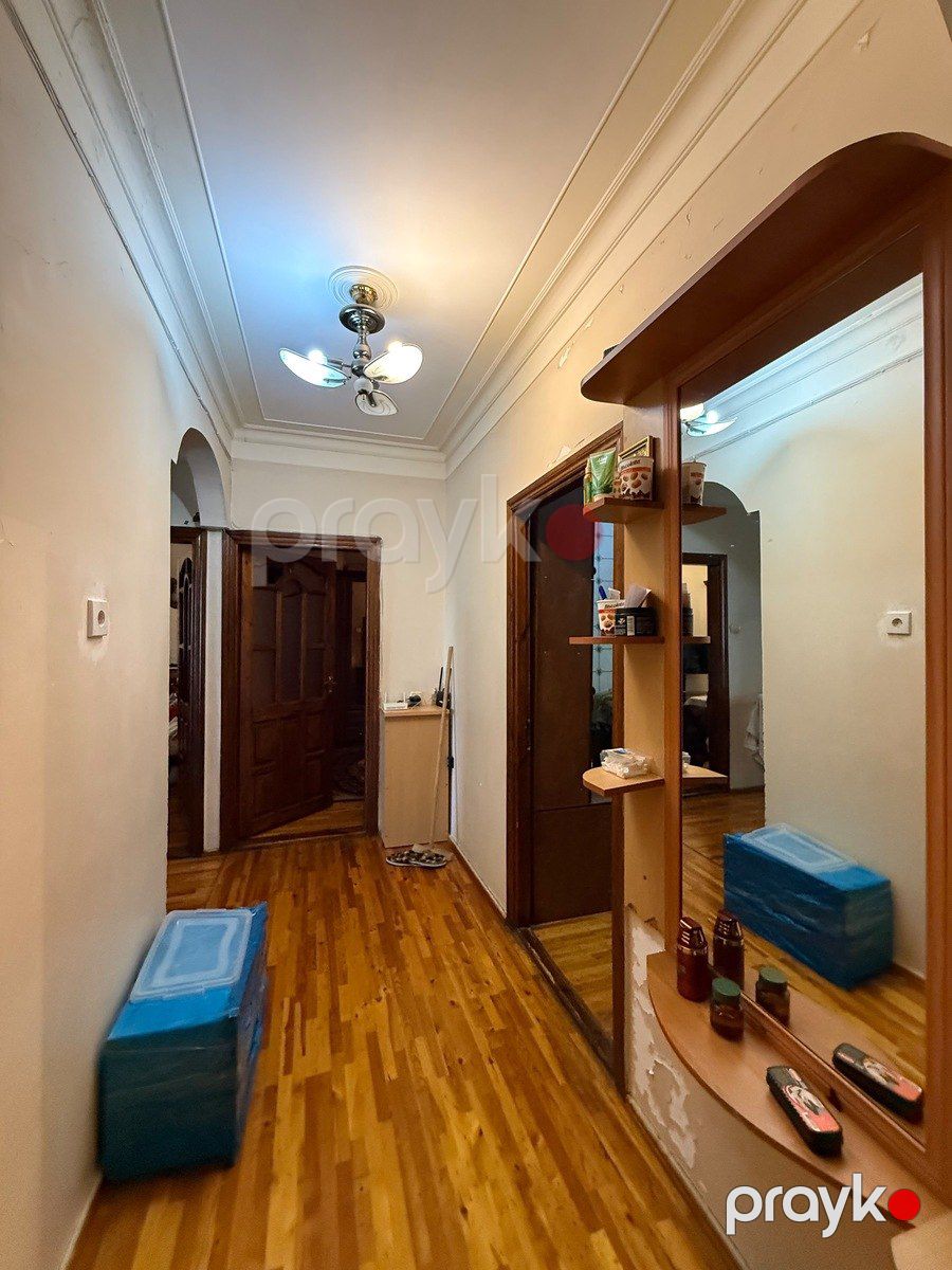 Satılır 4 otaqlı köhnə tikili 95 m² — Mənzil, Bakı (10)