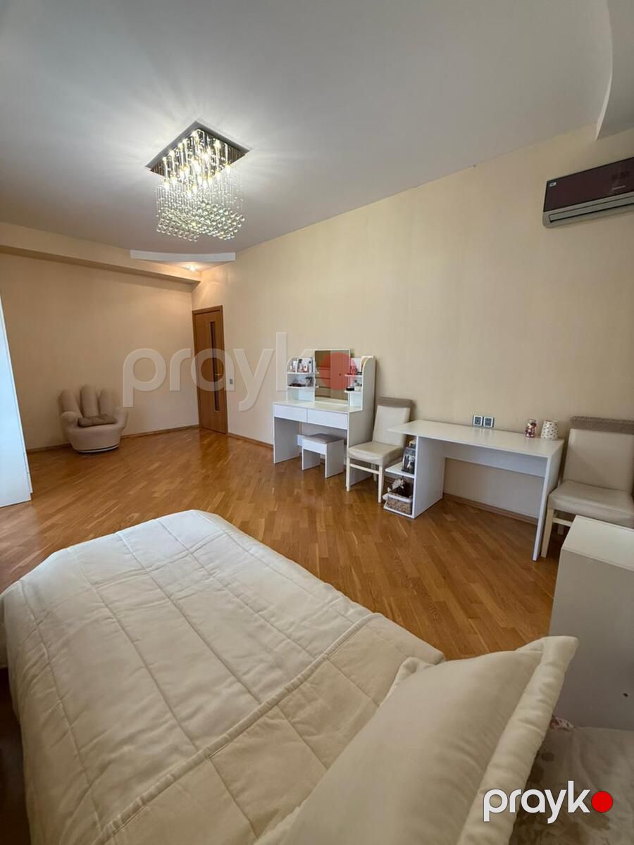 Satılır 4 otaqlı yeni tikili 185 m² — Mənzil, Bakı (11)