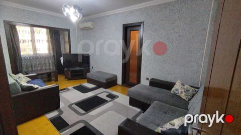 Satılır 3 otaqlı köhnə tikili 80 m² — Bakı