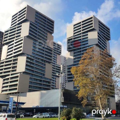 İcarəyə verilir 3 otaqlı yeni tikili 150 m²