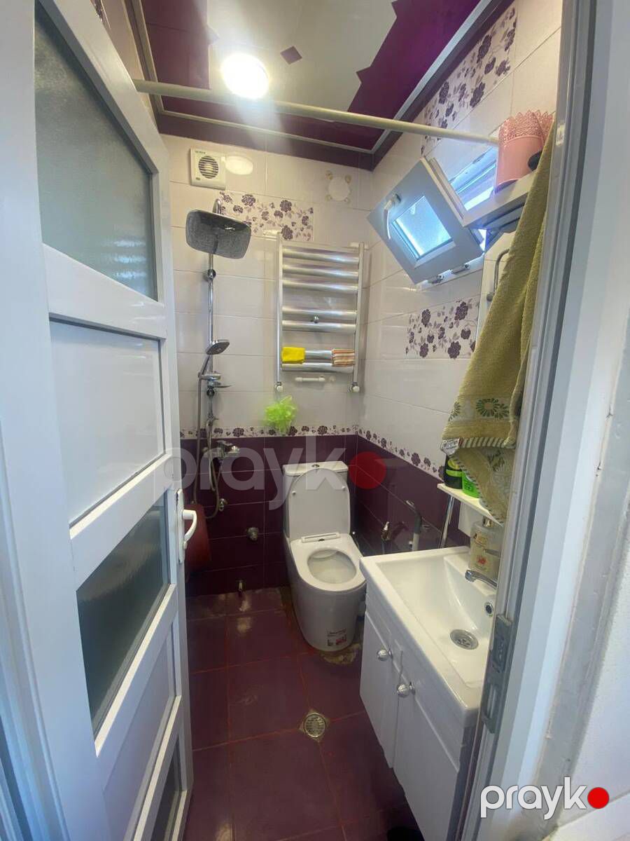 Satılır 2 otaqlı köhnə tikili 45 m² — Mənzil, Bakı (12)