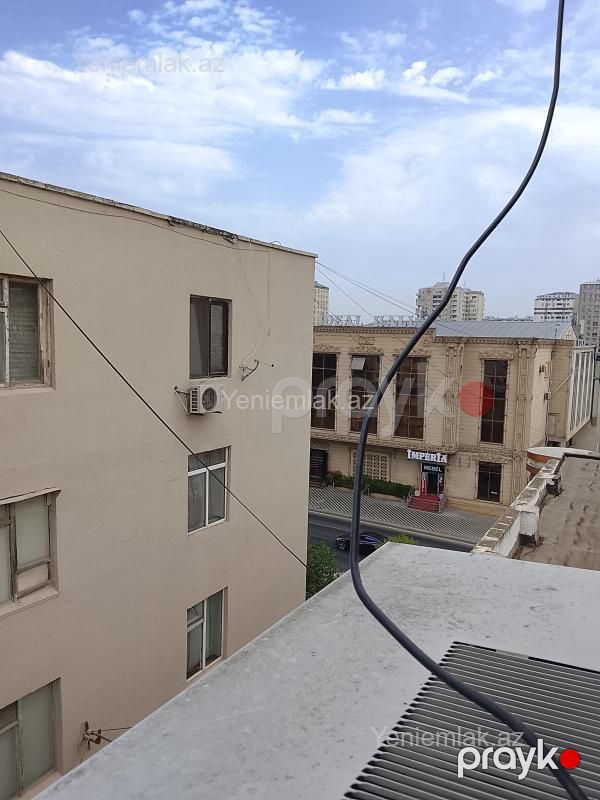 Satılır 1 otaqlı Bina evi menzil (Köhnə tikili), 35 m², Yasamal rayonu — Mənzil, Bakı (10)