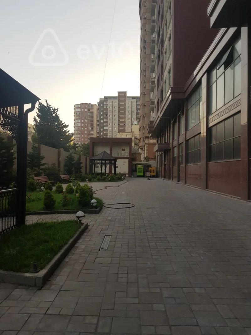 3 otaqlı mənzil, 150 m², Çəmənzəminli — Bakı