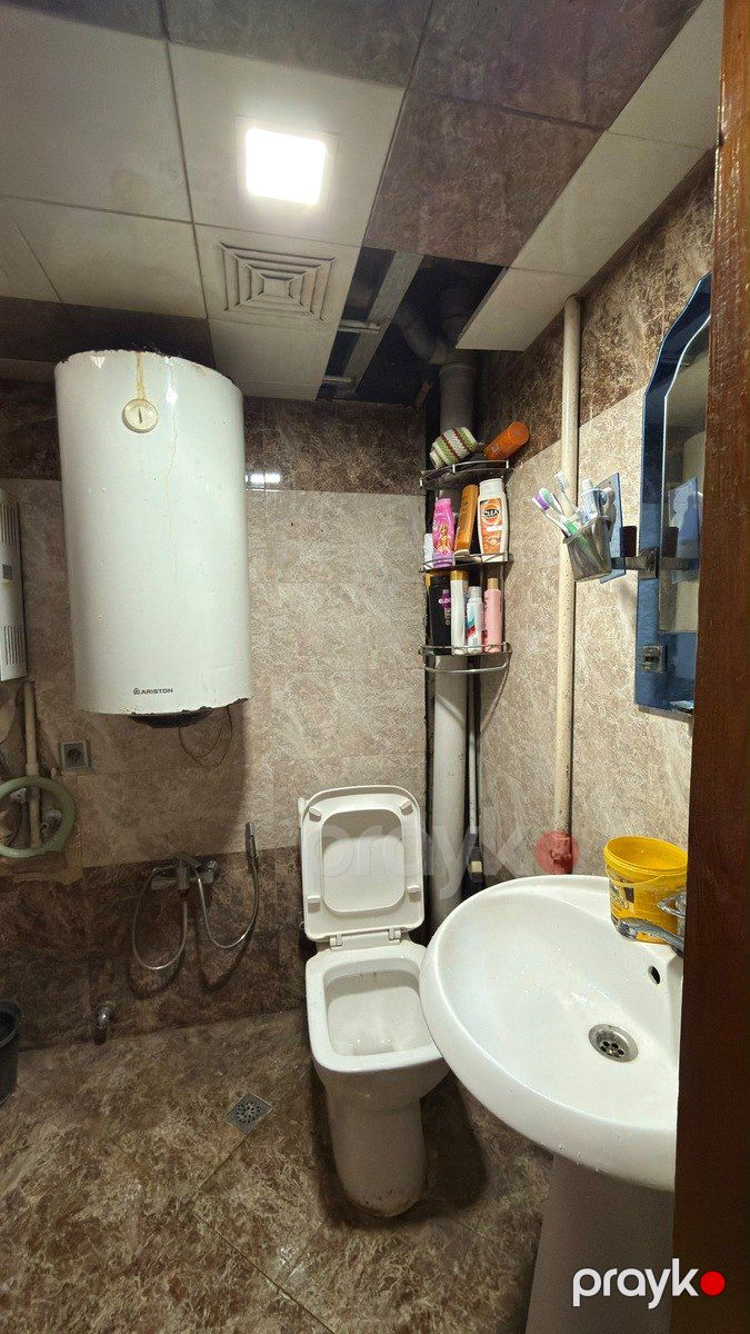 Satılır 2 otaqlı köhnə tikili 48 m² — Mənzil, Bakı (2)