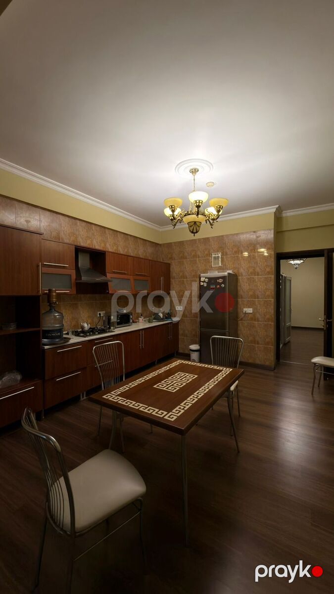 Satılır 4 otaqlı yeni tikili 198 m² — Mənzil, Bakı (9)
