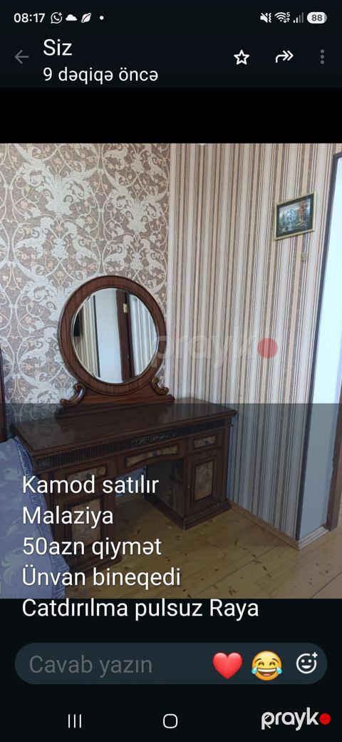 Malaziya istehsalı kamod-güzgü dəsti. - Material: taxta korpus — Sumqayıt
