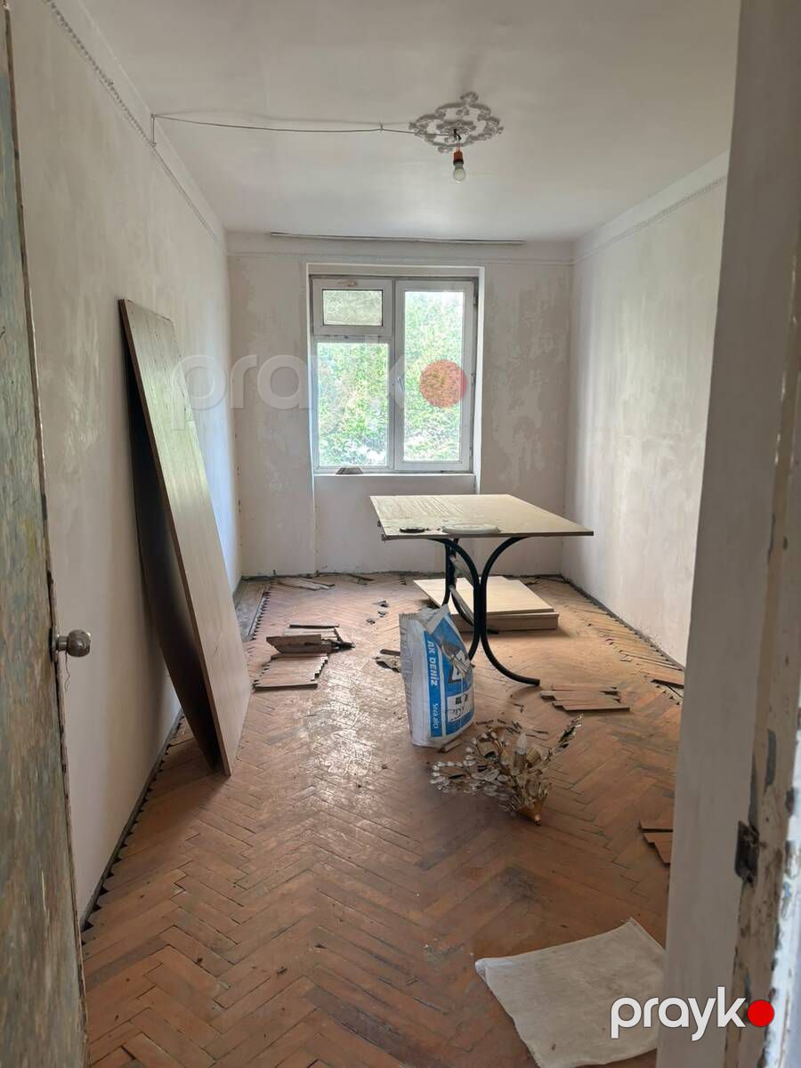 Satılır 2 otaqlı köhnə tikili 60 m² — Mənzil, Bakı (3)