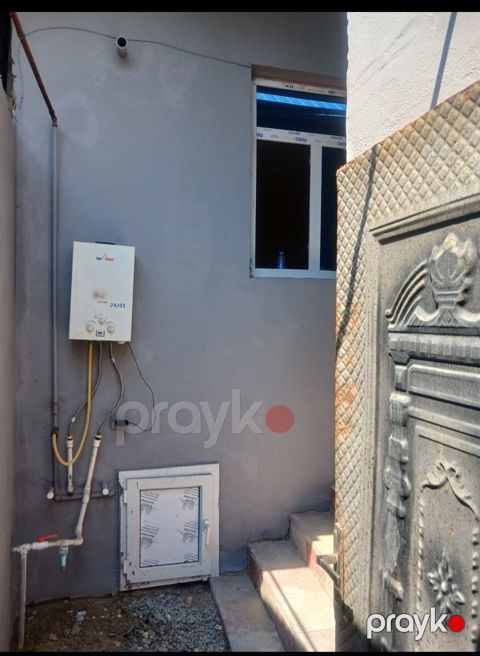Satılır 2 otaqlı həyət evi/bağ evi 50 m² — Bakı