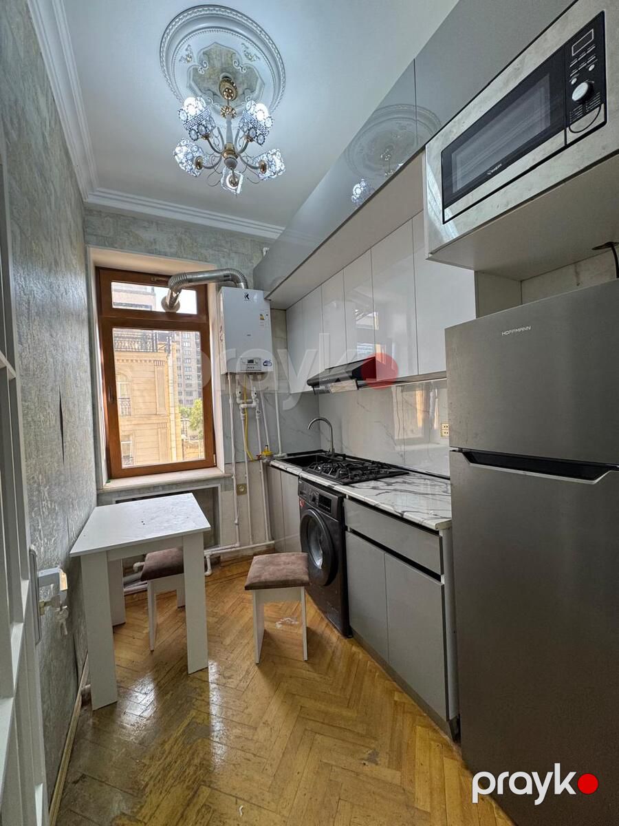 Satılır 2 otaqlı köhnə tikili 45 m² — Mənzil, Bakı (6)