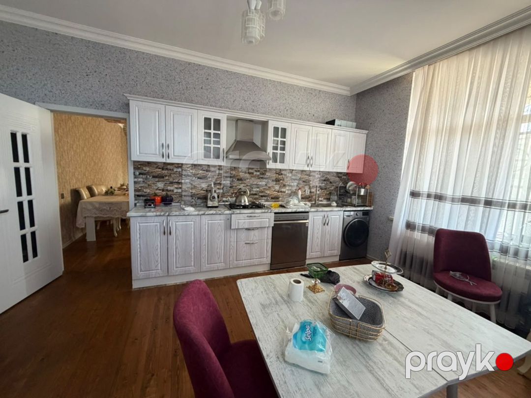 Satılır 6 otaqlı həyət evi/bağ evi 230 m² — Ev, villa, Bakı (8)