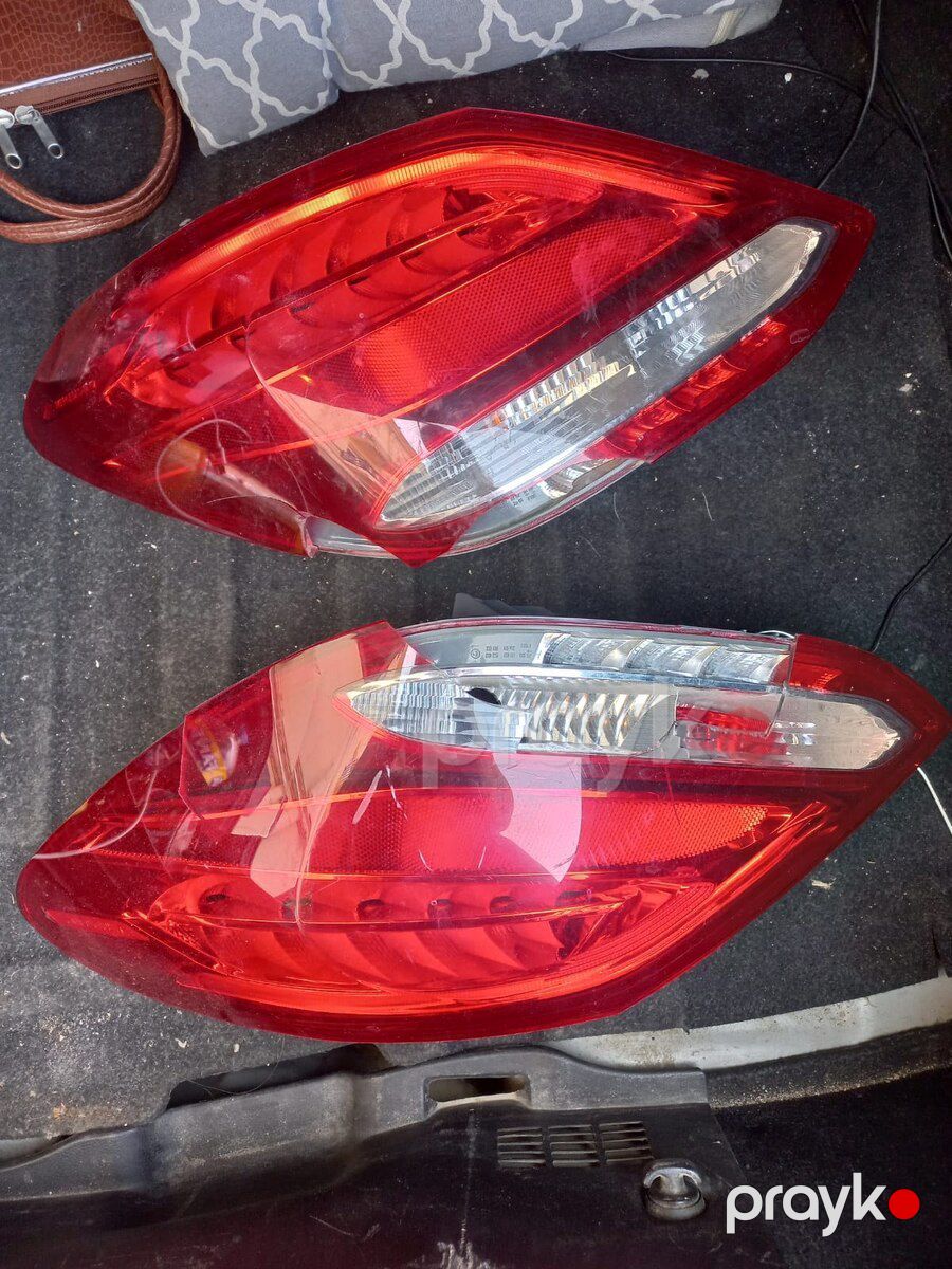 Mercedes C300 arxa stop işıqları — Ehtiyat hissələri və aksesuarlar, Bakı (2)