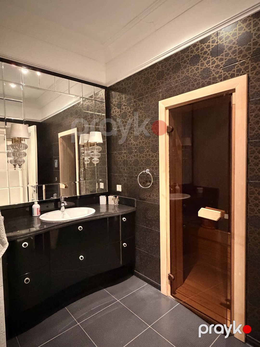İcarəyə verilir 6 otaqlı köhnə tikili 350 m² — Mənzil, Bakı (11)