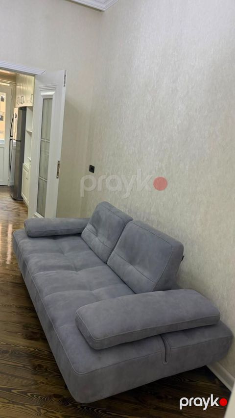 Divan satılır Qiymet 440 azn.son qiymetdi Ünvan Xirdalan (4085) — Mehdiabad
