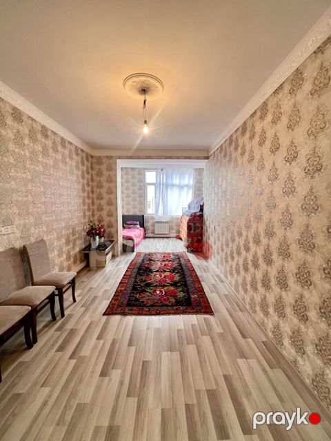 Satılır 3 otaqlı köhnə tikili 80 m² — Bakı