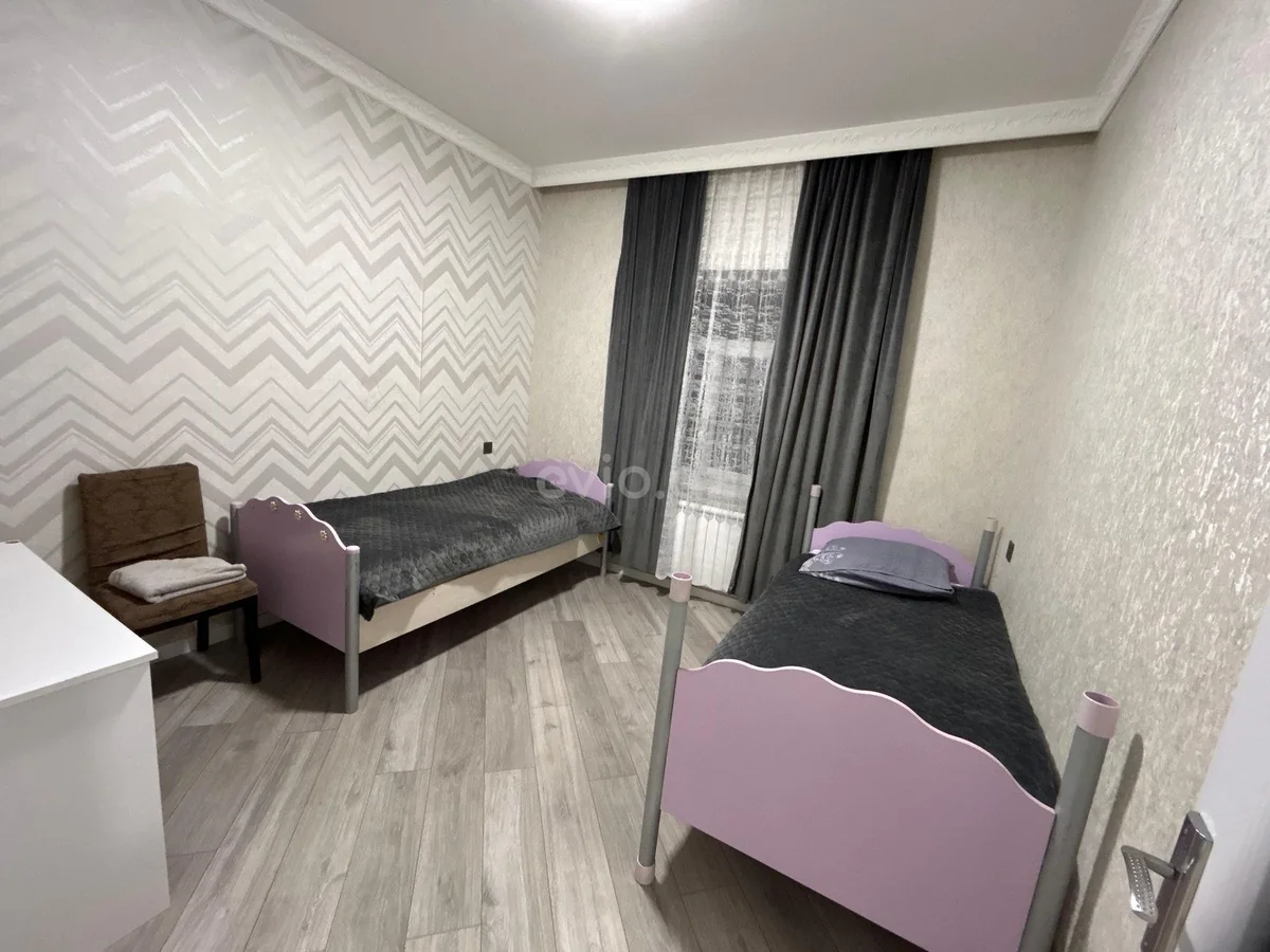 Kirayə 4 otaqlı bağ evi Buzovna qəsəbəsində — Ev, villa, Bakı (9)