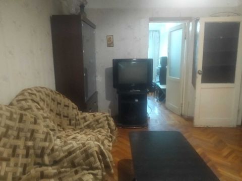 Satılır 2 otaqlı köhnə tikili 60 m² — Bakı
