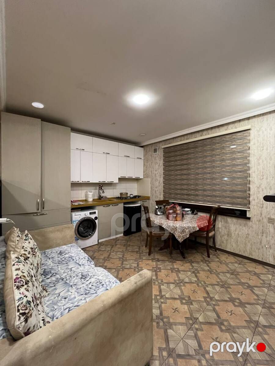 Satılır 4 otaqlı həyət evi/bağ evi 240 m² — Ev, villa, Bakı (6)