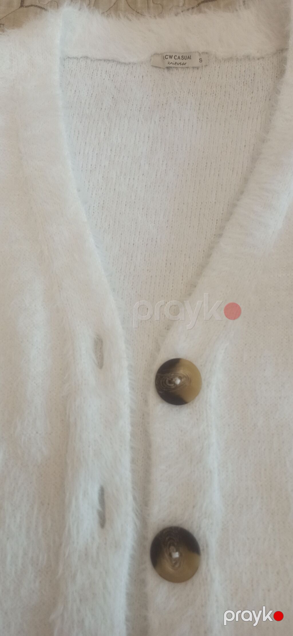 Jaket qadın üçün yaxşı veziyete s l m gedir. firma malıdır. ağ renk — Coqlar və zaqetlər, Bakı (5)
