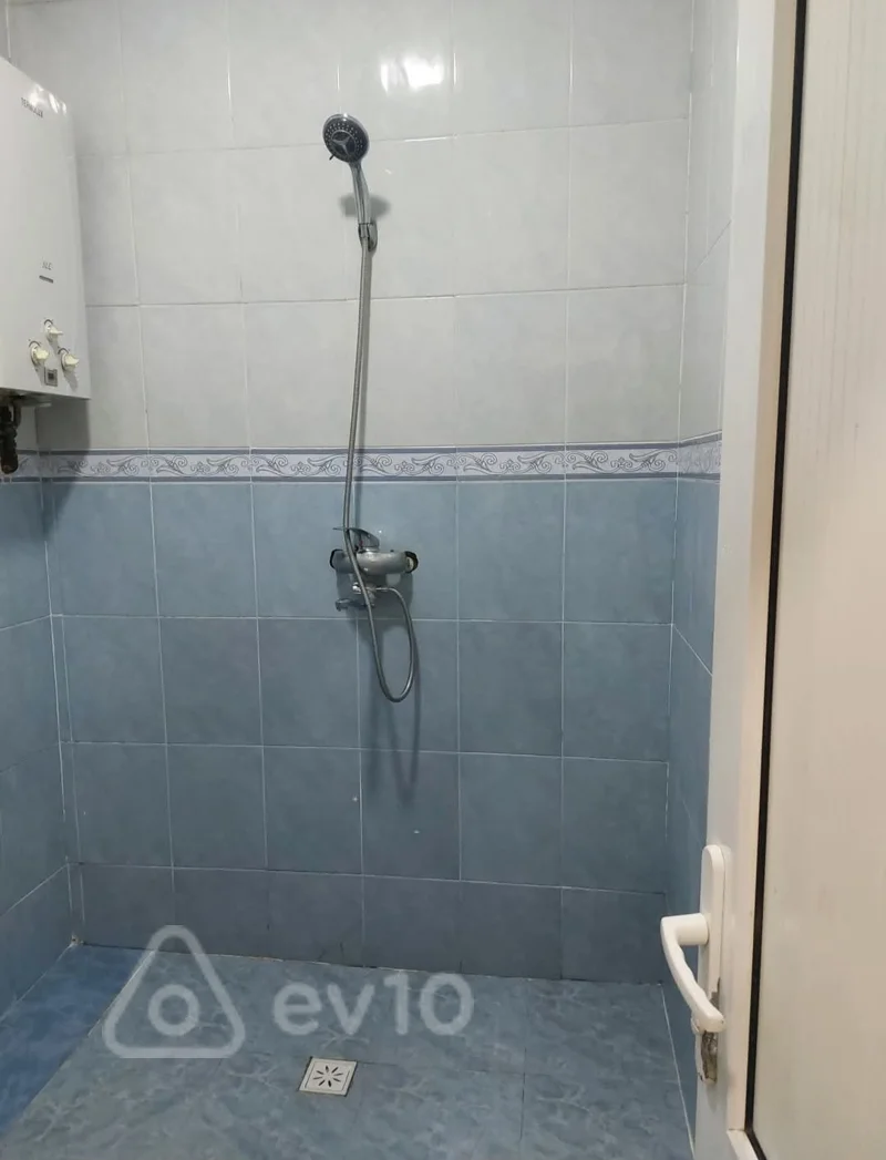 2 otaqlı mənzil, 60 m², İnşaçılar — kirayə — Mənzil, Bakı (11)
