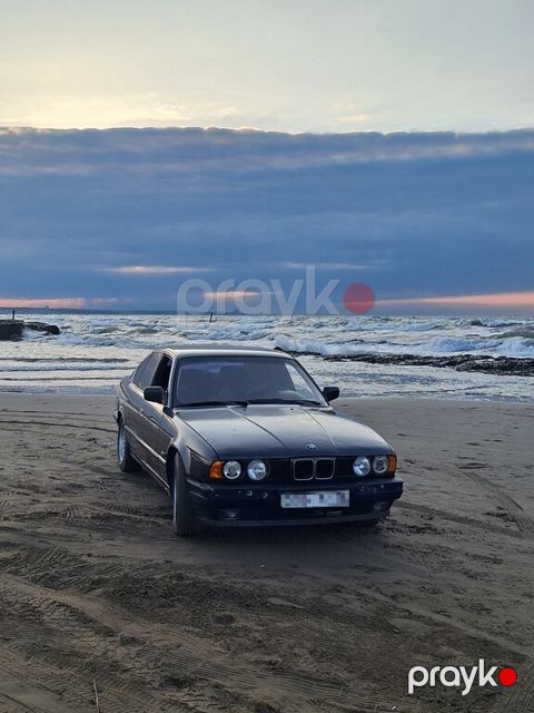BMW 520, 2.0 L, 1991 il, 350 000 km — Bakı