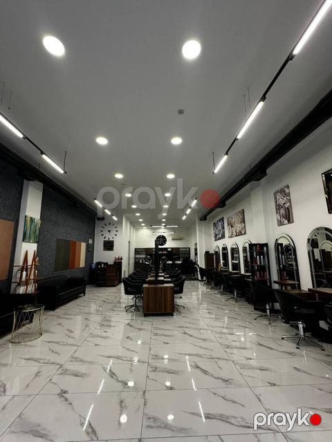İcarəyə verilir obyekt 190 m² — Bakı