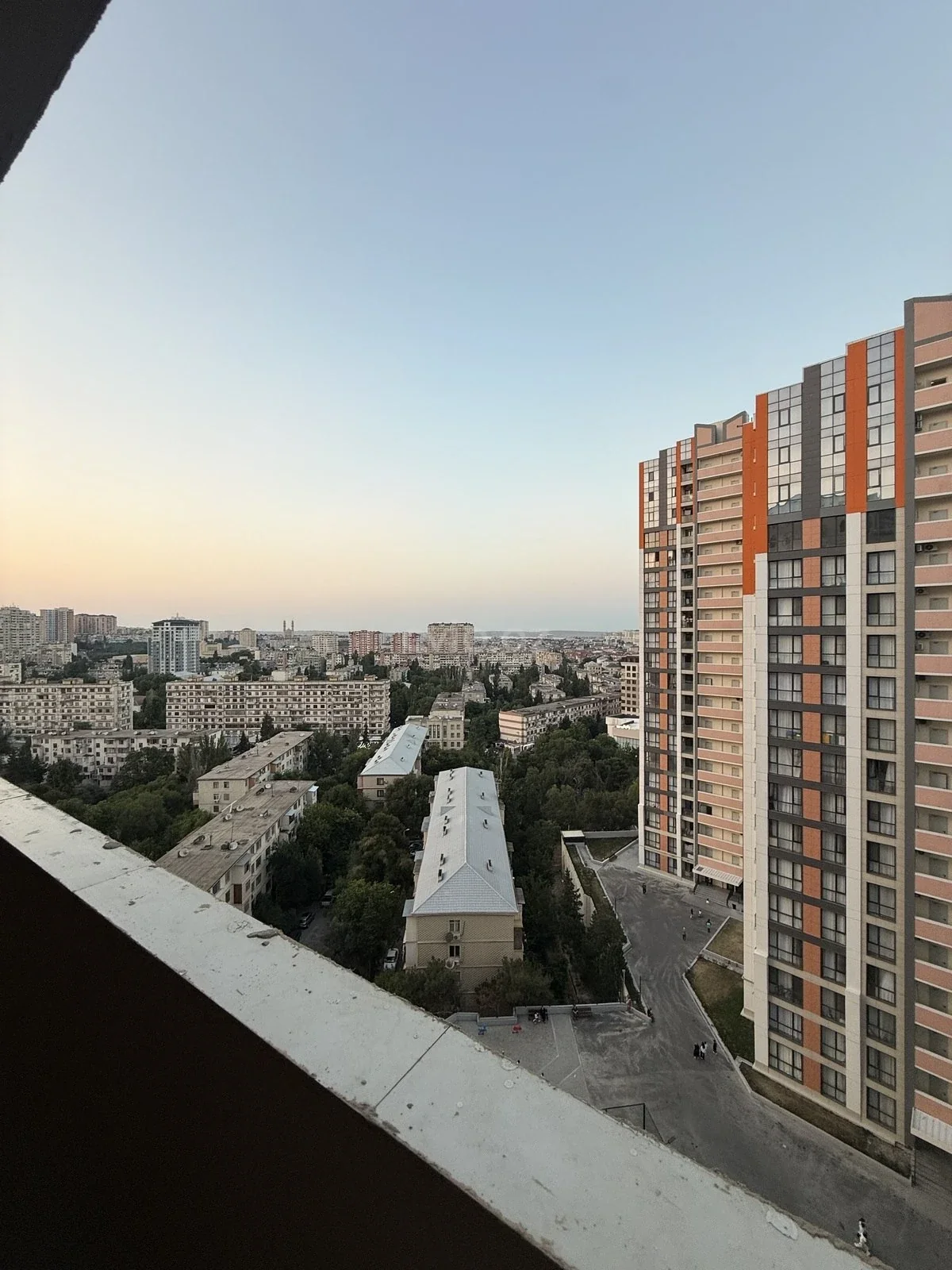 Kirayə 2 otaqlı mənzil Memar Əcəmi metrosu yaxınlığında — Mənzil, Bakı (8)