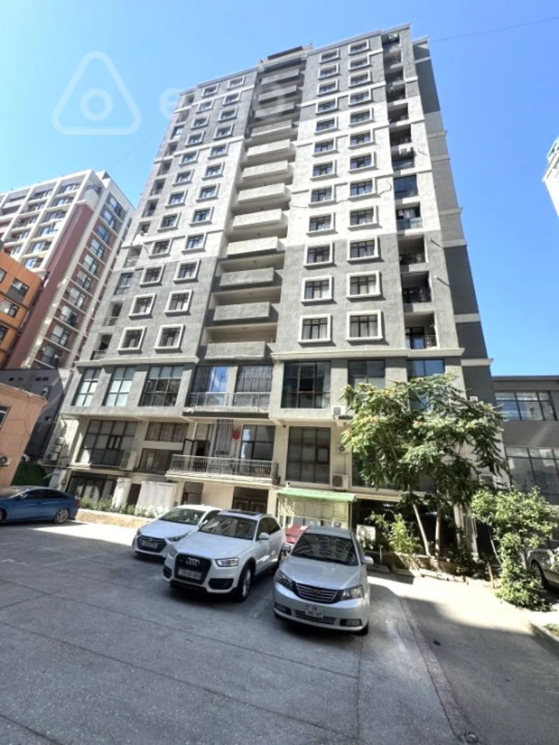 3 otaqlı mənzil, 100 m², Təbriz kç — Bakı
