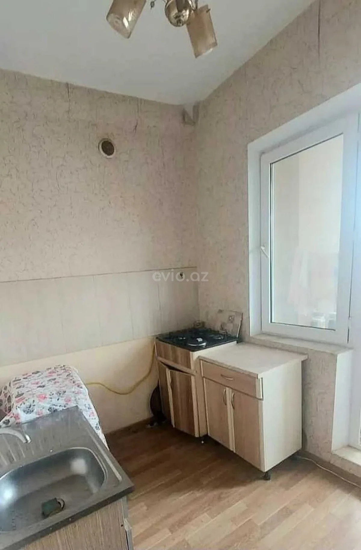 1 otaqlı orta təmirli mənzil satılır Yeni Günəşli qəsəbəsində — Mənzil, Bakı (3)