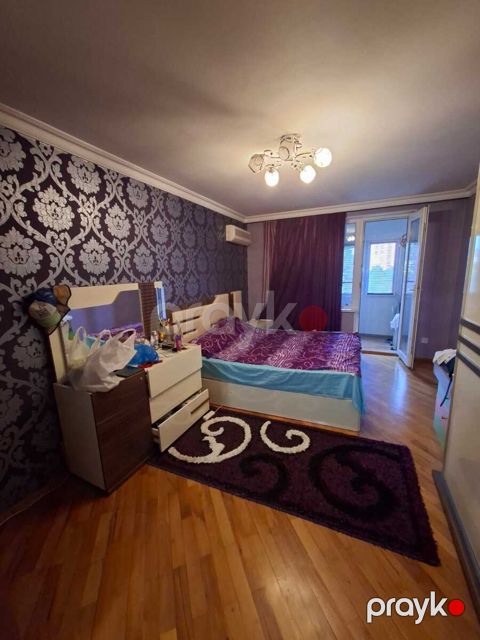 İcarəyə verilir 3 otaqlı köhnə tikili 87 m² — Bakı