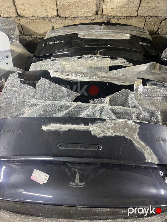 "Tesla" arxa baqajı — Ehtiyat hissələri və aksesuarlar, Bakı (3)