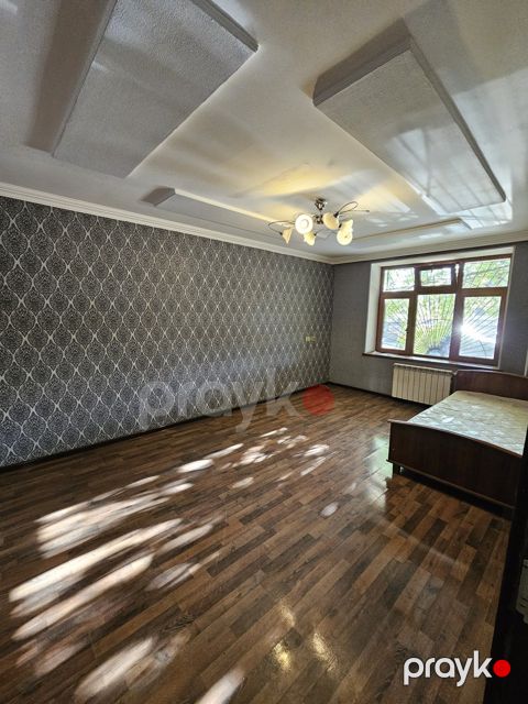 Satılır 3 otaqlı köhnə tikili 75 m² — Bakı