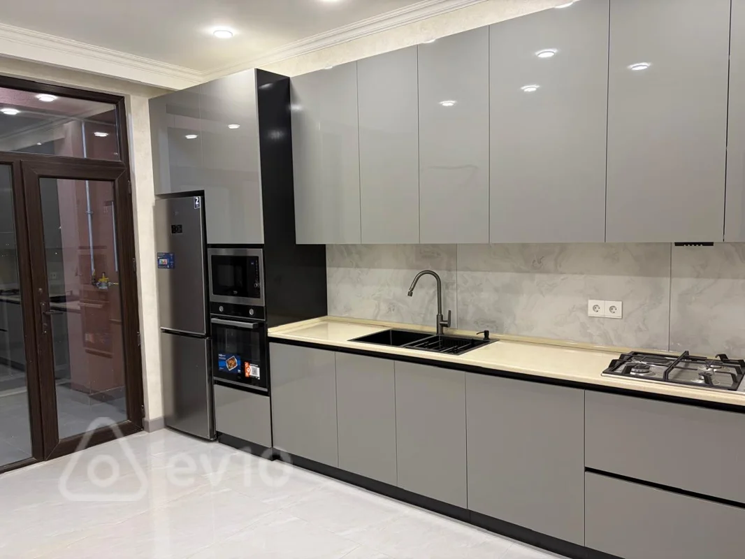 2 otaqlı mənzil, 77 m², Vest tovn — kirayə — Aysun