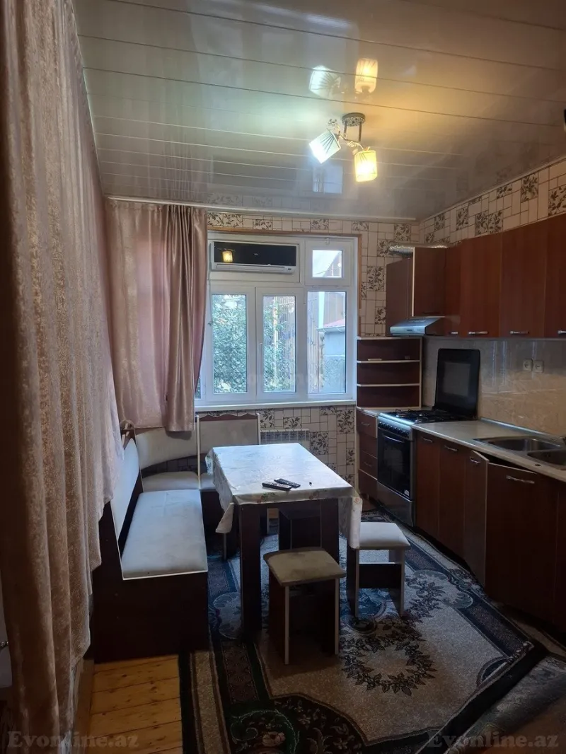 Kirayə verilir 3 otaqlı Həyət evi 1024 m² Gəncə — Ev, villa, Gəncə (6)