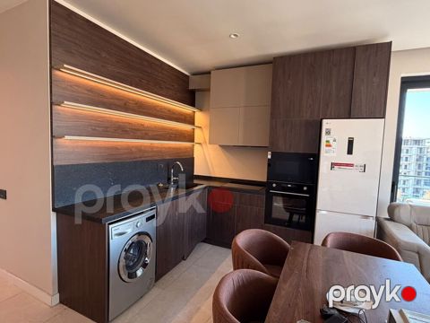 Mətbəx mebeli satılır 660₼. ölçü 2.50/2.73. *Sökülmə EV Sahibi — Bakı