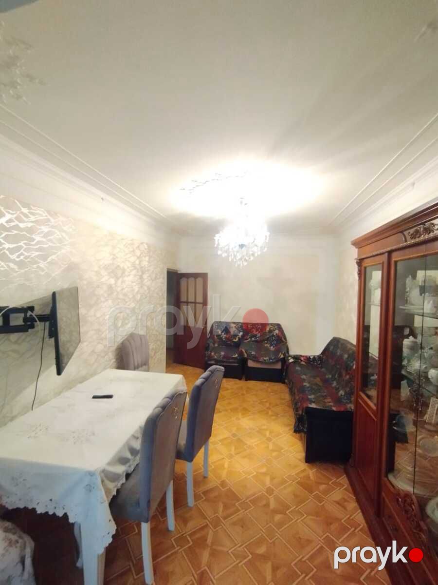 Satılır 4 otaqlı köhnə tikili 100 m² — Mənzil, Bakı (3)