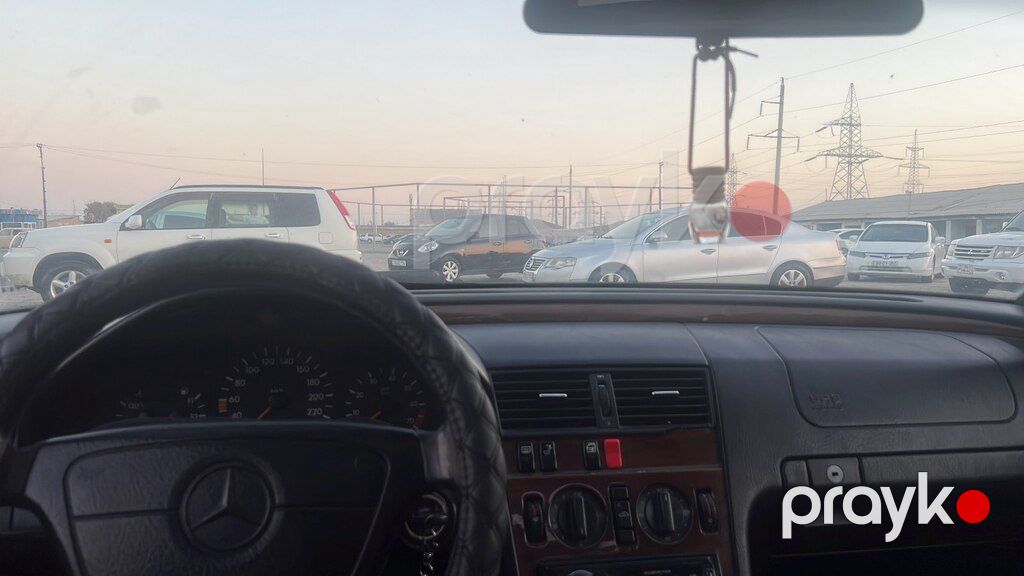 Mercedes C 180, 1.8 L, 1994 il, 450 000 km — Avtomobillər, Bakı (4)