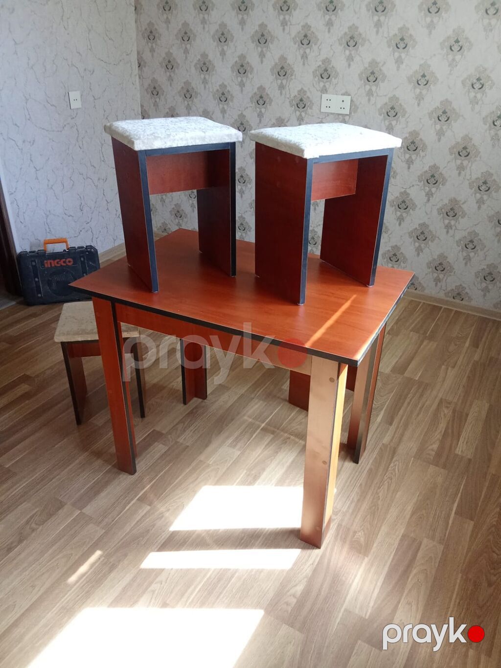 Mətbəx üçün, Yeni, Açılmayan, Dördbucaq masa, 4 stul — Masalar və stullar, Qobu (2)