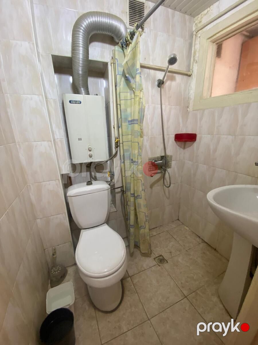 Satılır 2 otaqlı köhnə tikili 55 m² — Mənzil, Bakı (3)