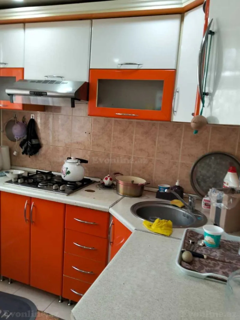 Satılır 3 otaqlı Mənzil Köhnə tikili 71 m² Bakı, Yasamal r., Elmlər Akademiyası m — Mənzil, Bakı (7)